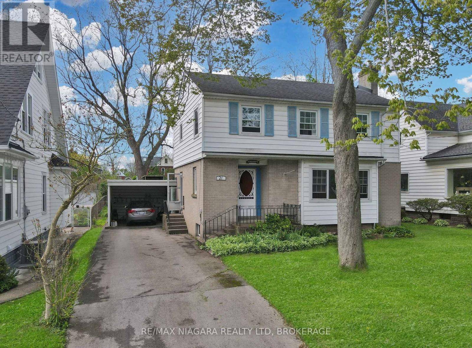Fort Erie (central), ON L2A2X6,21 HIGHLAND AVENUE