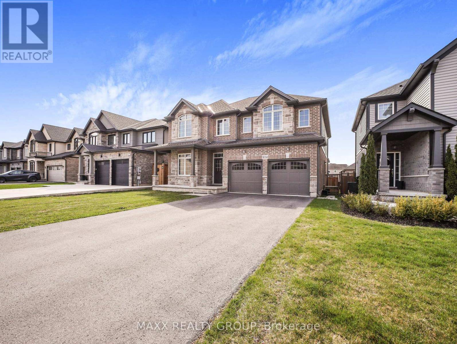 Niagara Falls (forestview), ON L2H0M3,9354 SHOVELLER DRIVE