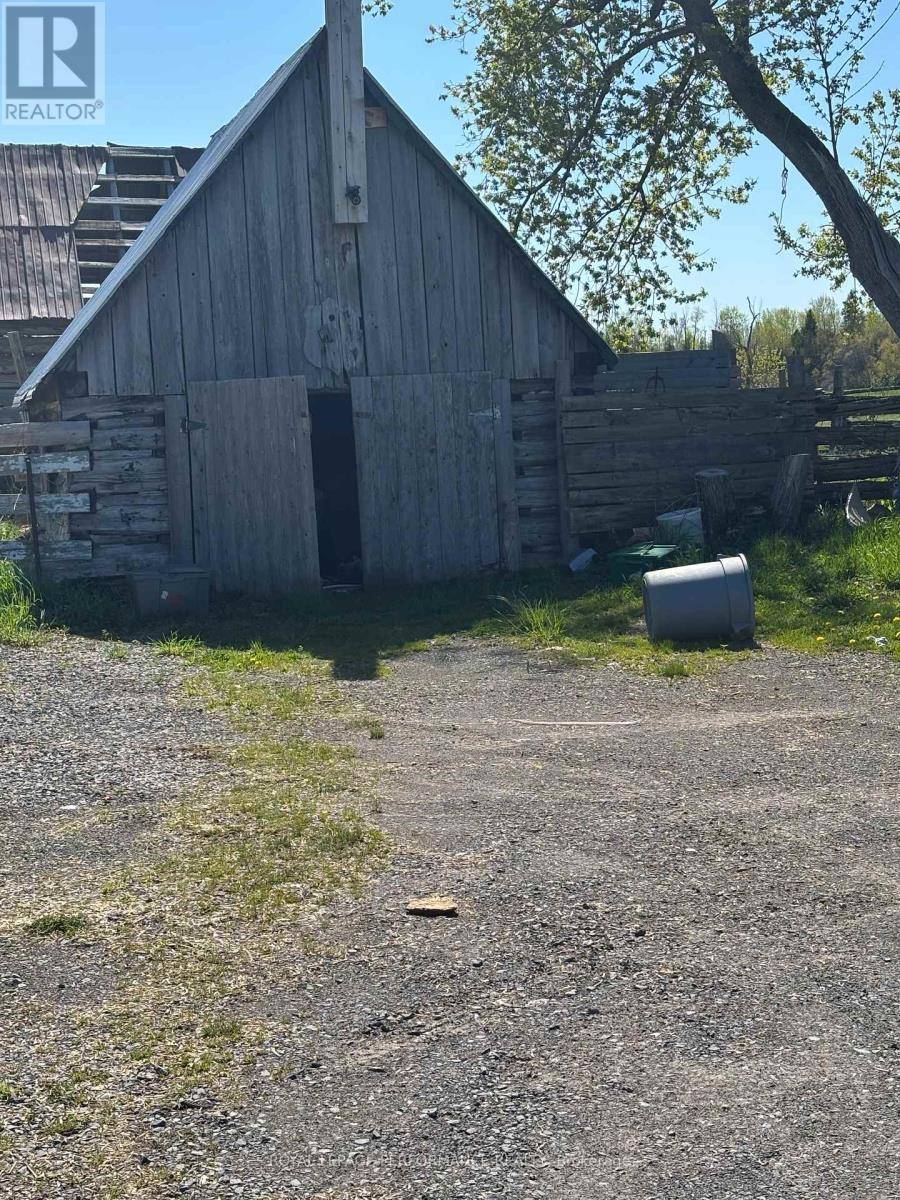 Ottawa, ON K0A1B0,1540 DWYER HILL ROAD