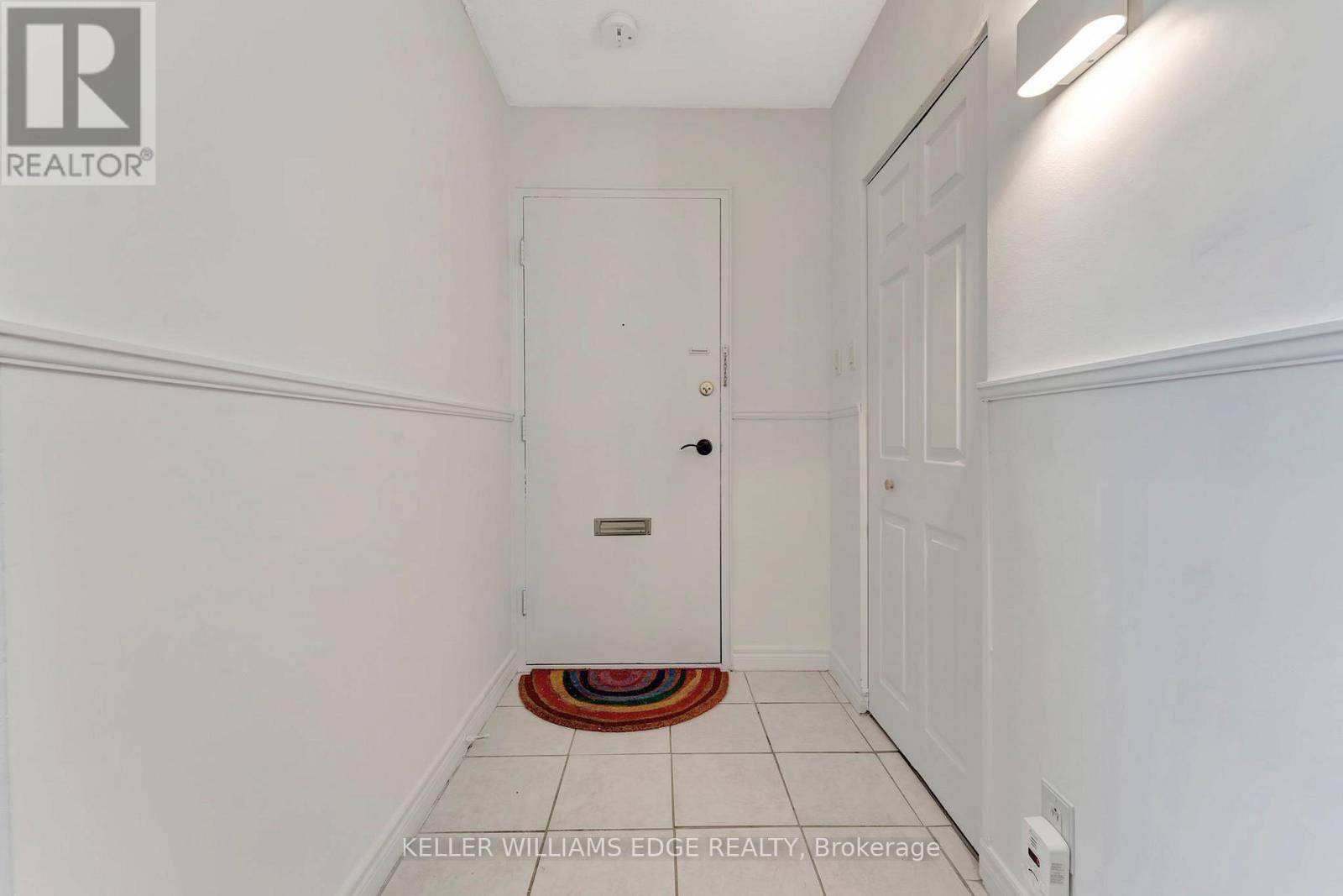 Hamilton (corktown), ON L8N1Y7,81 CHARLTON AVE East #201