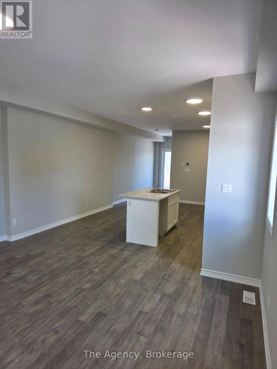 Welland (lincoln/crowland), ON L3B3A6,87 SUPERIOR STREET