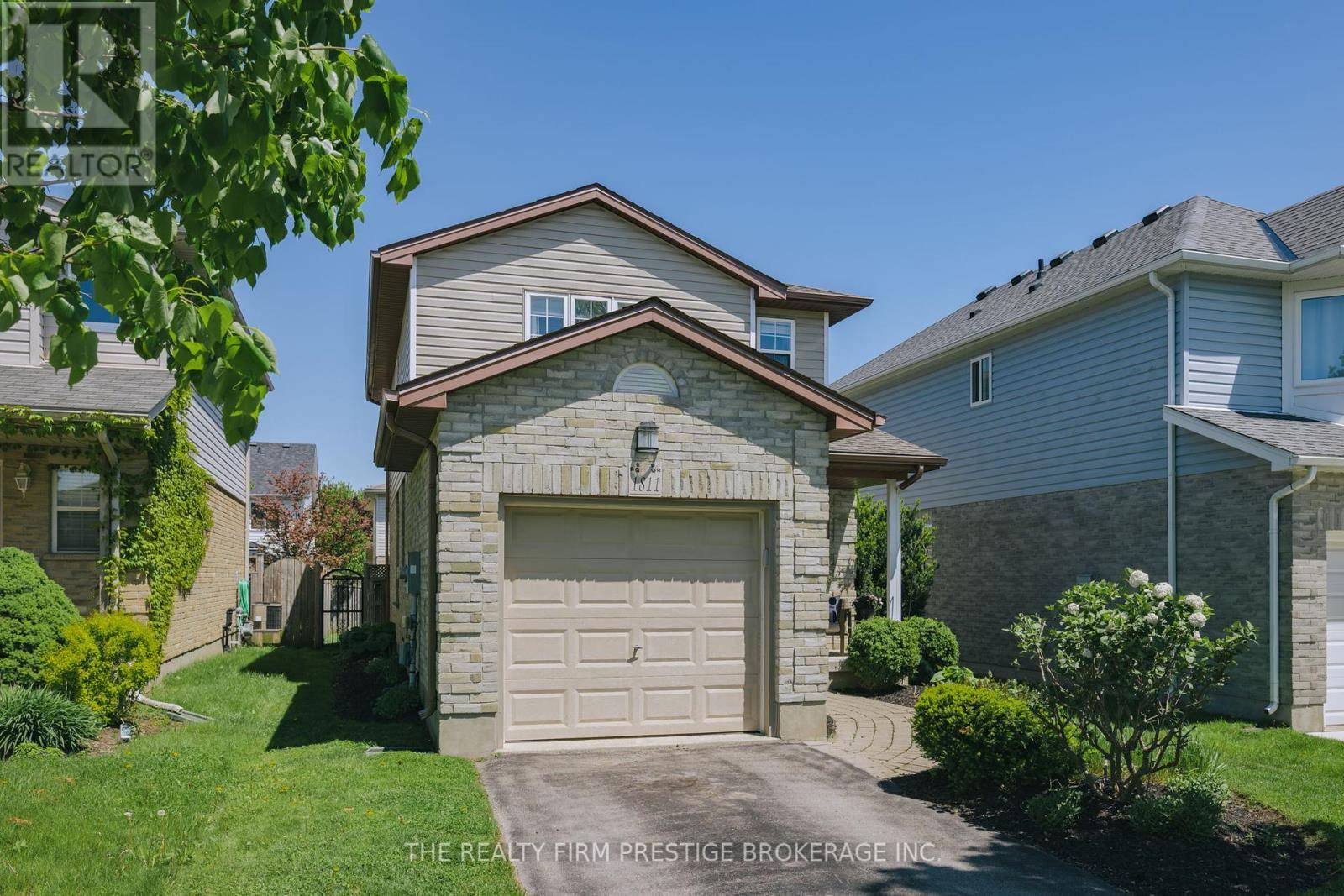 London North (north C), ON N5X4N3,1811 BLOOM CRESCENT