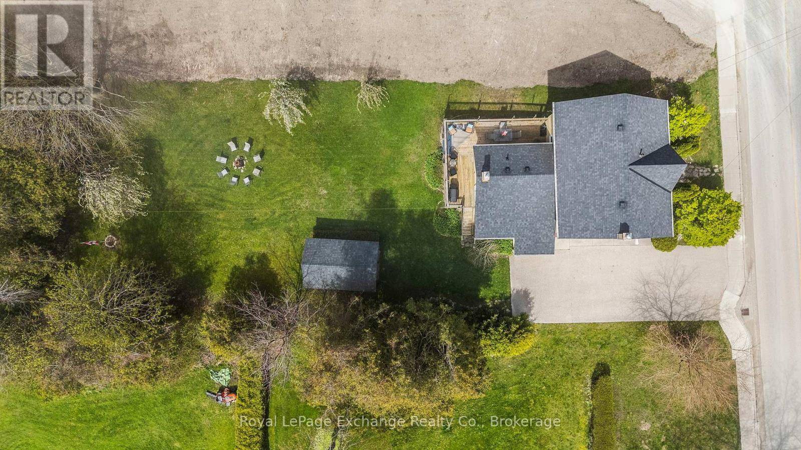 Kincardine, ON N2Z1G5,1180 QUEEN STREET