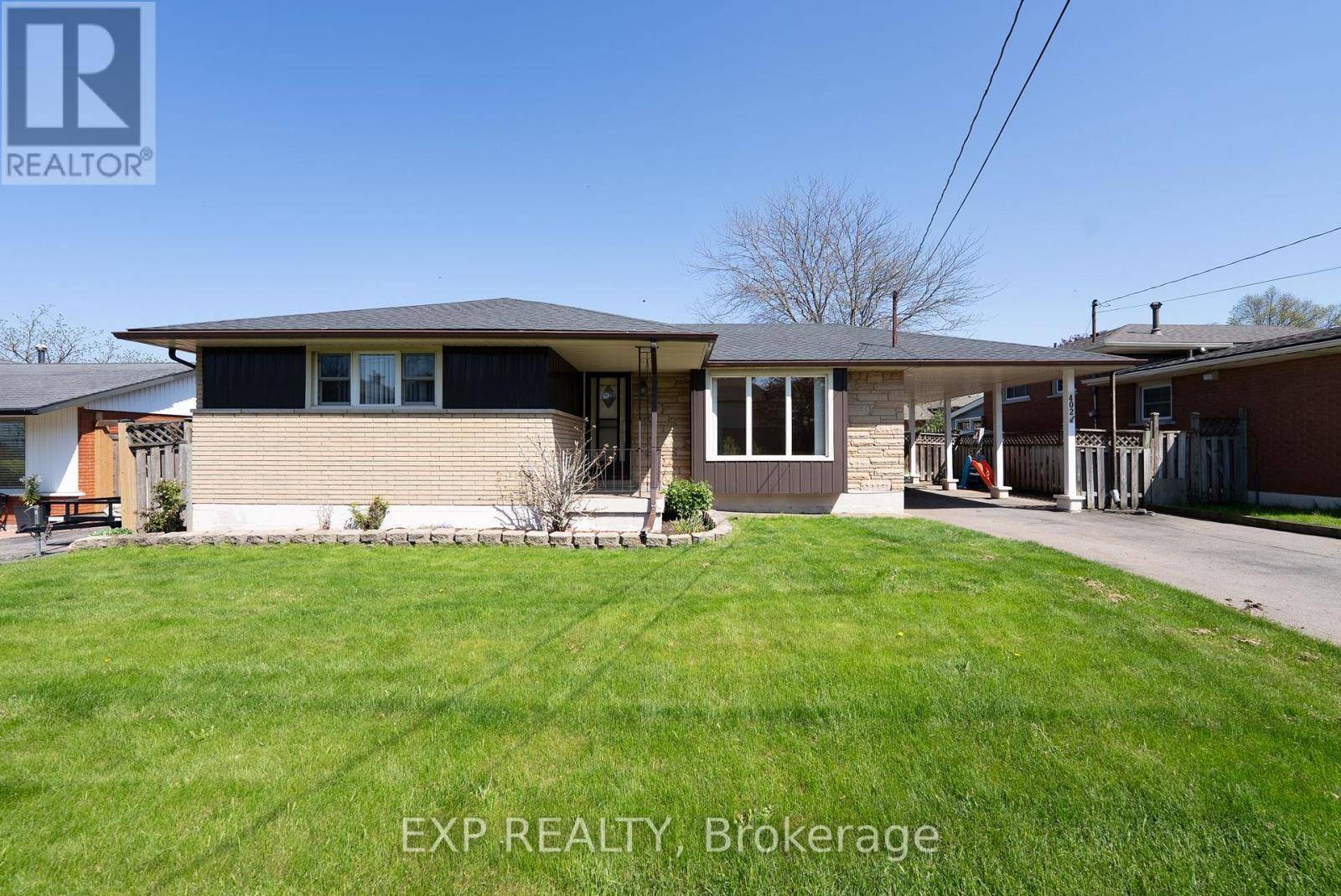 Grimsby (grimsby Beach), ON L3M3X1,402 KERMAN AVENUE