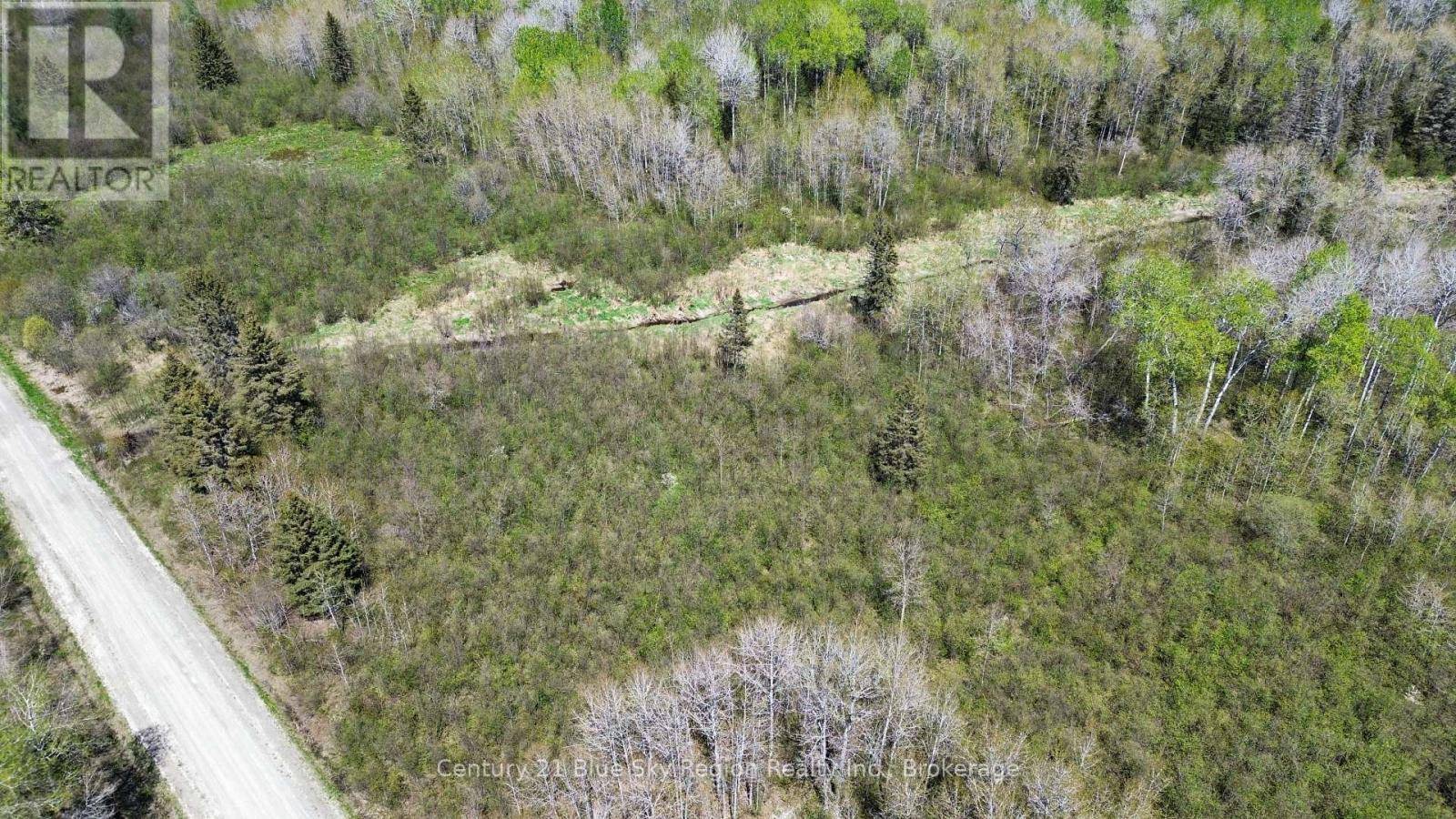 West Nipissing (field), ON P0H2M0,106 DE LA MONTEE ROAD