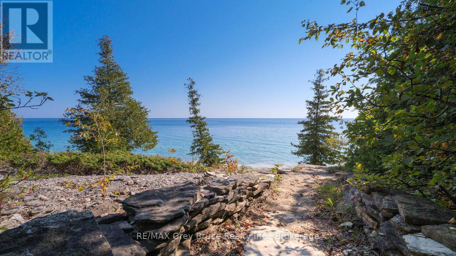 Northern Bruce Peninsula, ON N0H1Z0,1081 DYERS BAY ROAD
