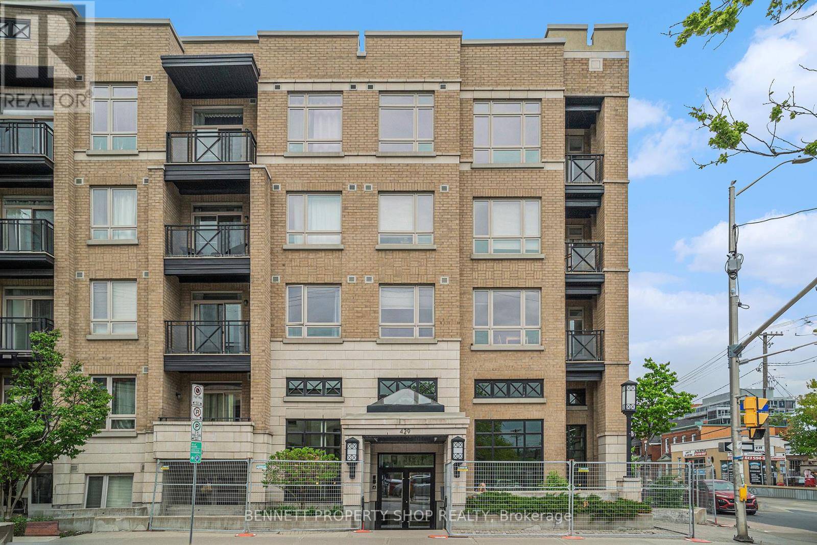 Ottawa, ON K2P1B5,429 Kent ST #313