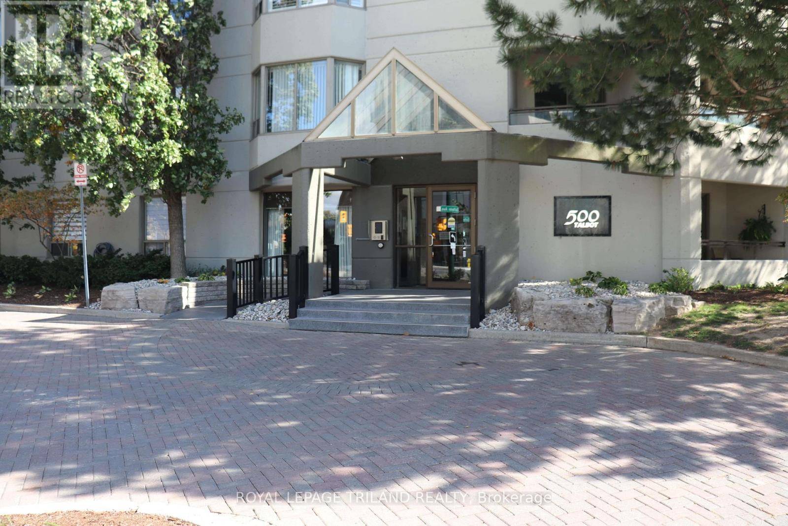 London East (east F), ON N6A2S3,500 Talbot ST #803
