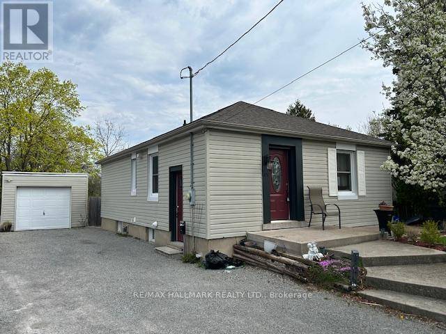St. Catharines (e. Chester), ON L2P2P4,46 ARGYLE CRESCENT