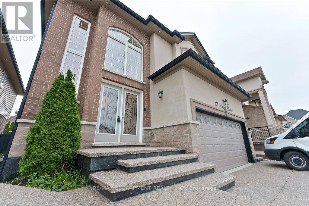 Hamilton (ryckmans), ON L9B0H8,12 ASCOLI DRIVE