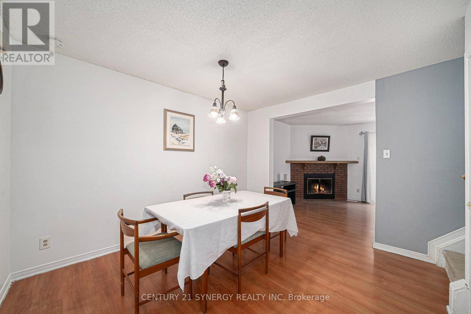 Ottawa, ON K1E3N7,345 MONICA CRESCENT