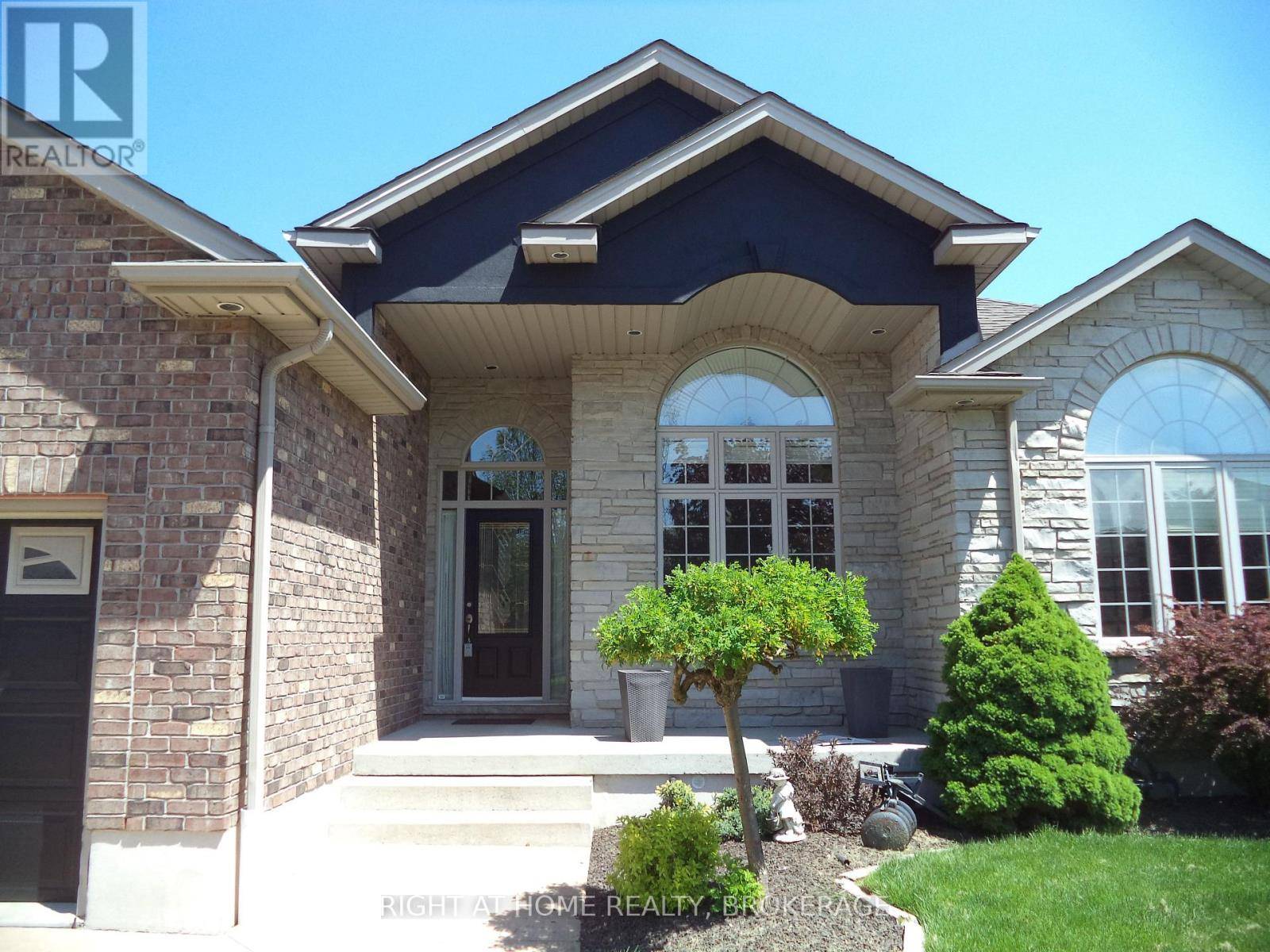 St. Catharines (rykert/vansickle), ON L2C4C5,48 NICHOLAS DRIVE