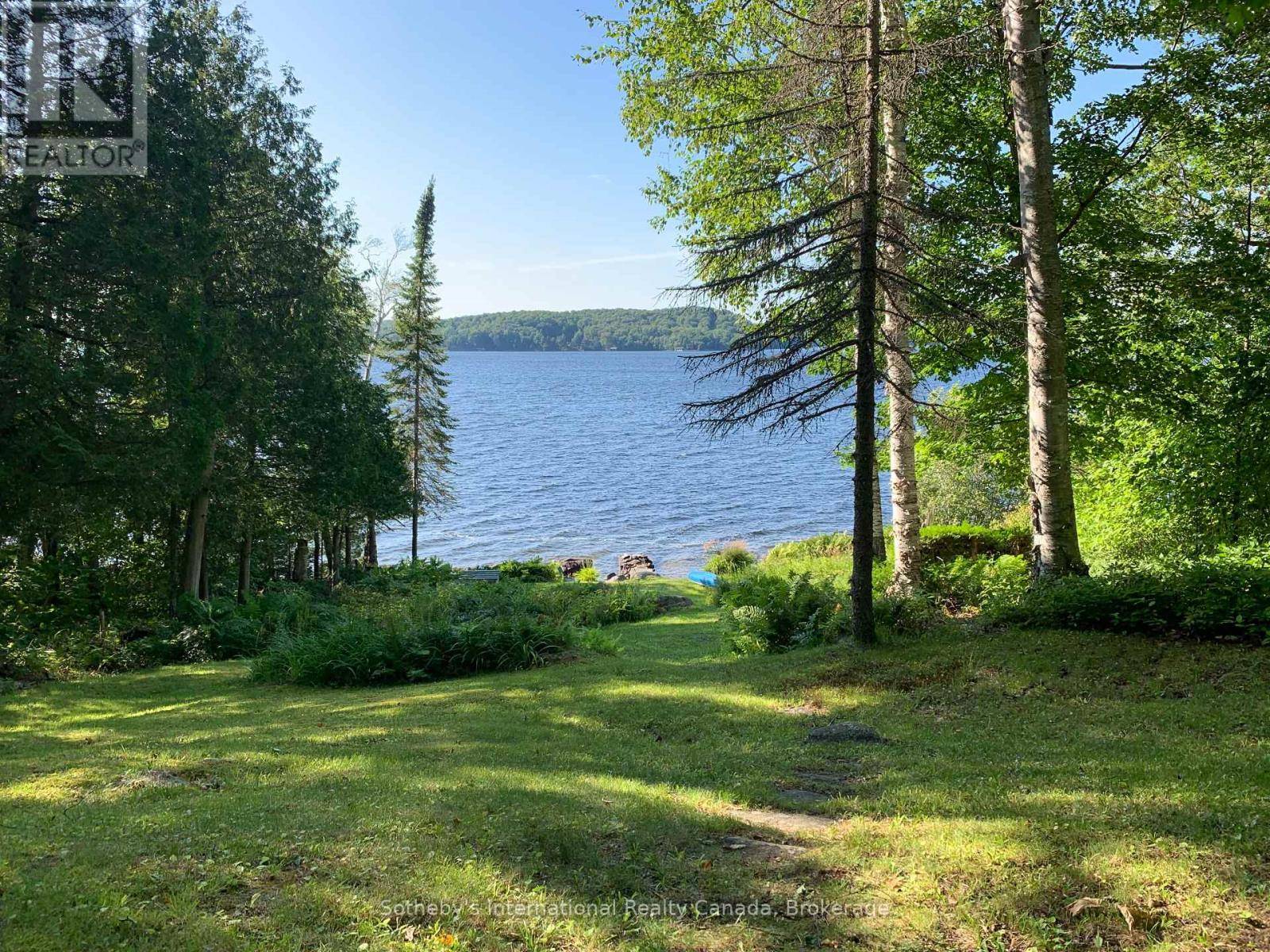 Lake Of Bays (mclean), ON P0B1A0,3179 Muskoka Road 117 ##2
