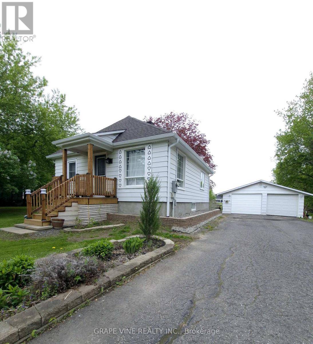 Ottawa, ON K0A1V0,8942 MITCH OWENS ROAD