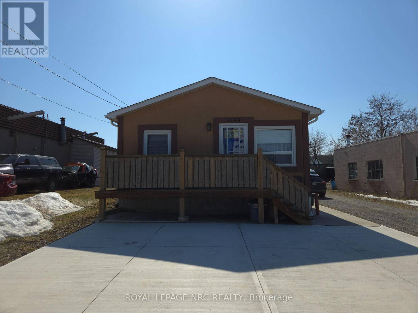 Niagara Falls (cherrywood), ON L2E3E2,5544 GEORGE STREET