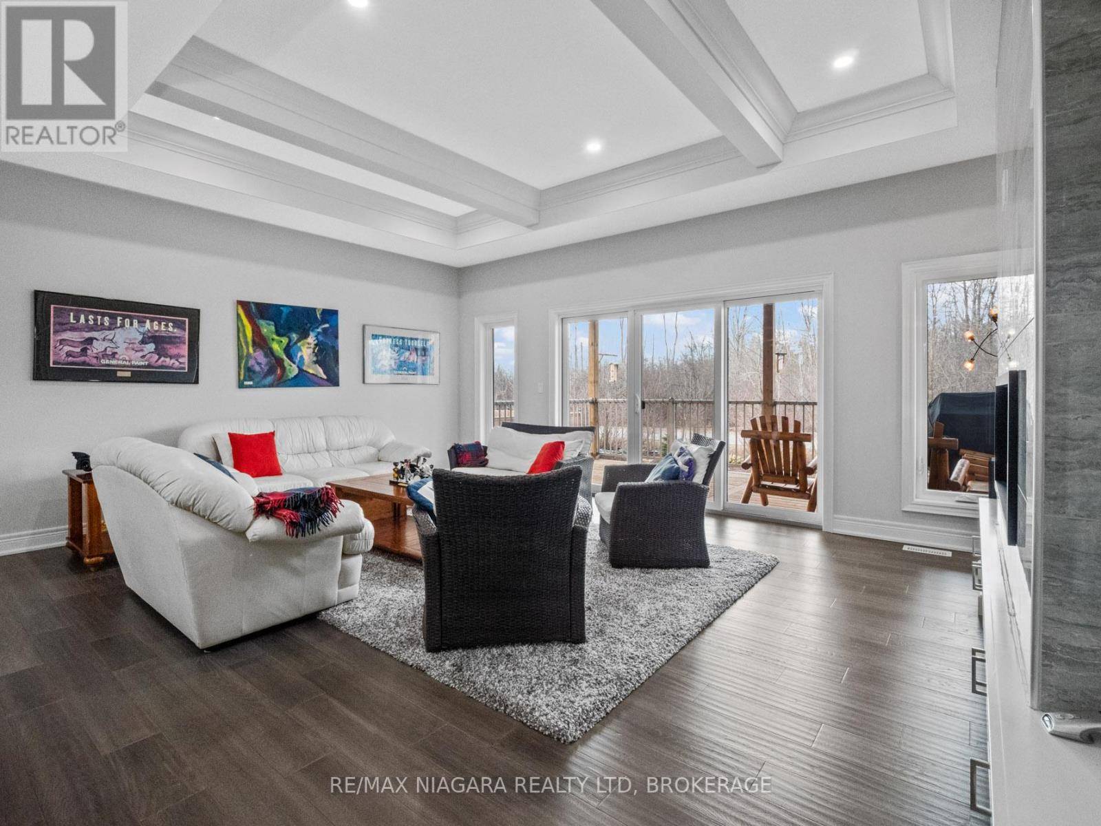 Port Colborne (sugarloaf), ON L3K0A8,254 LANCASTER DRIVE