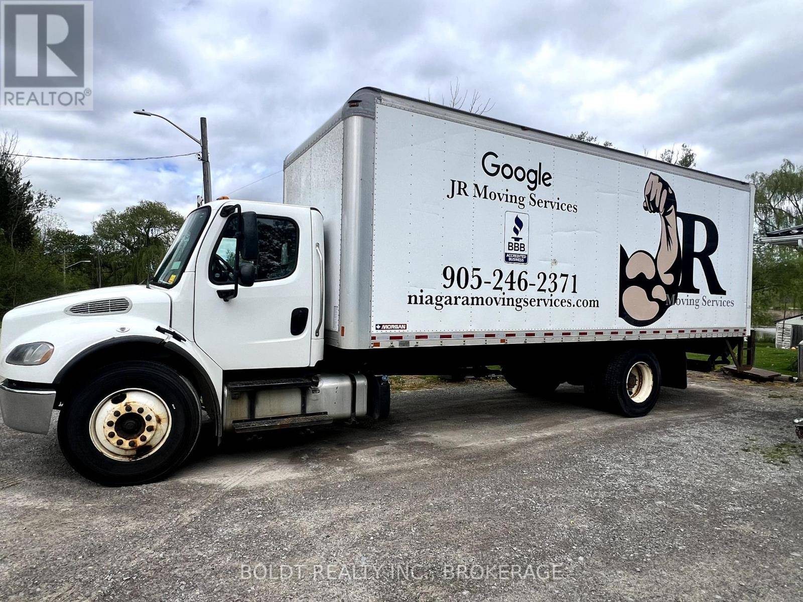 St. Catharines (port Dalhousie), ON L2N6X9,48 BELAIR DRIVE