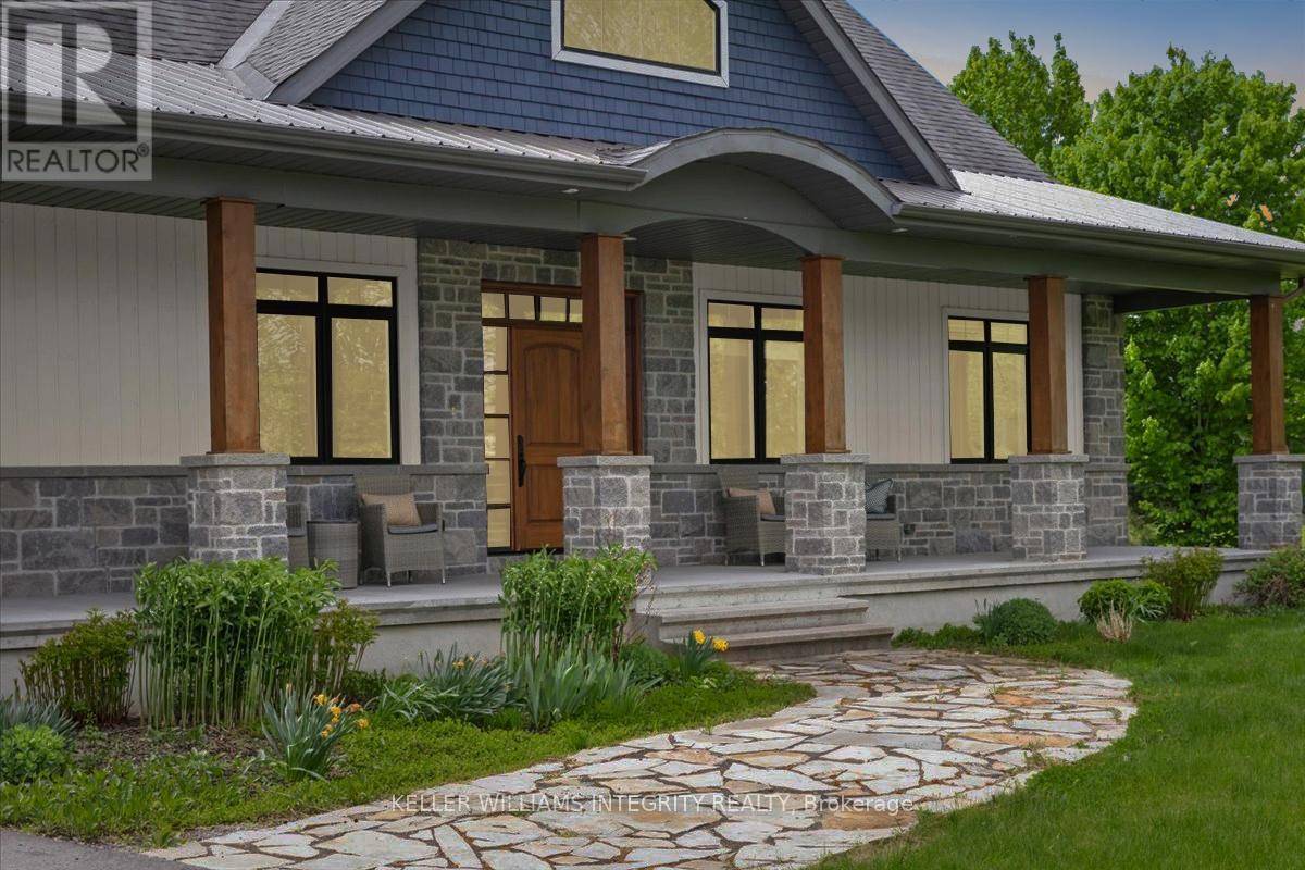 Ottawa, ON K2W1G7,127 BEACH HEIGHTS