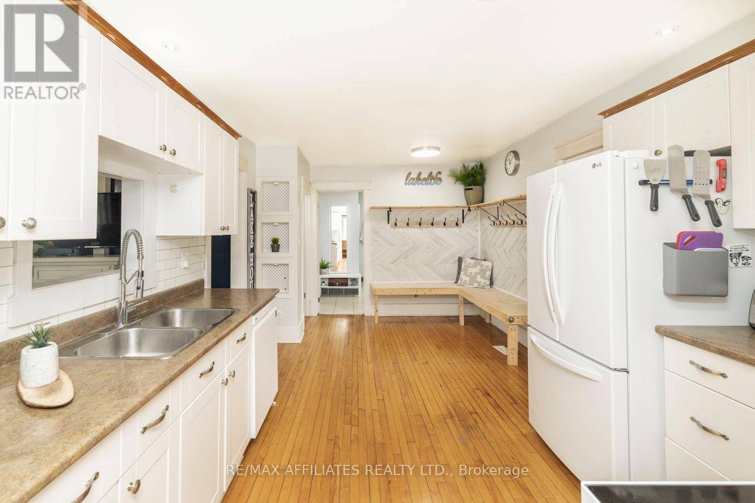 Greater Madawaska, ON K0J2R0,5601 CENTENNIAL LAKE ROAD