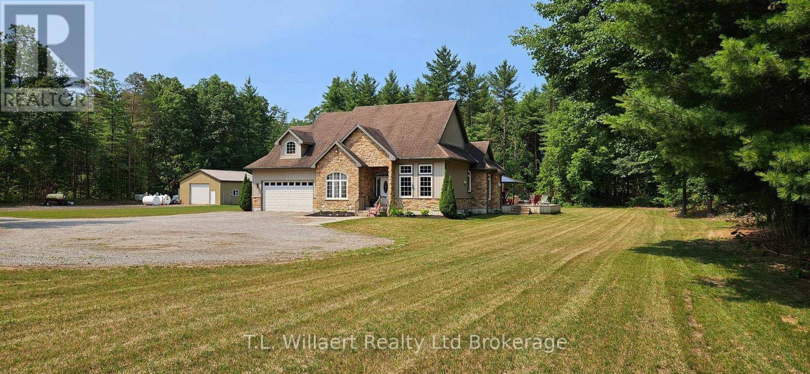 Norfolk (simcoe), ON N3Y4J9,21 CHARLTON STREET