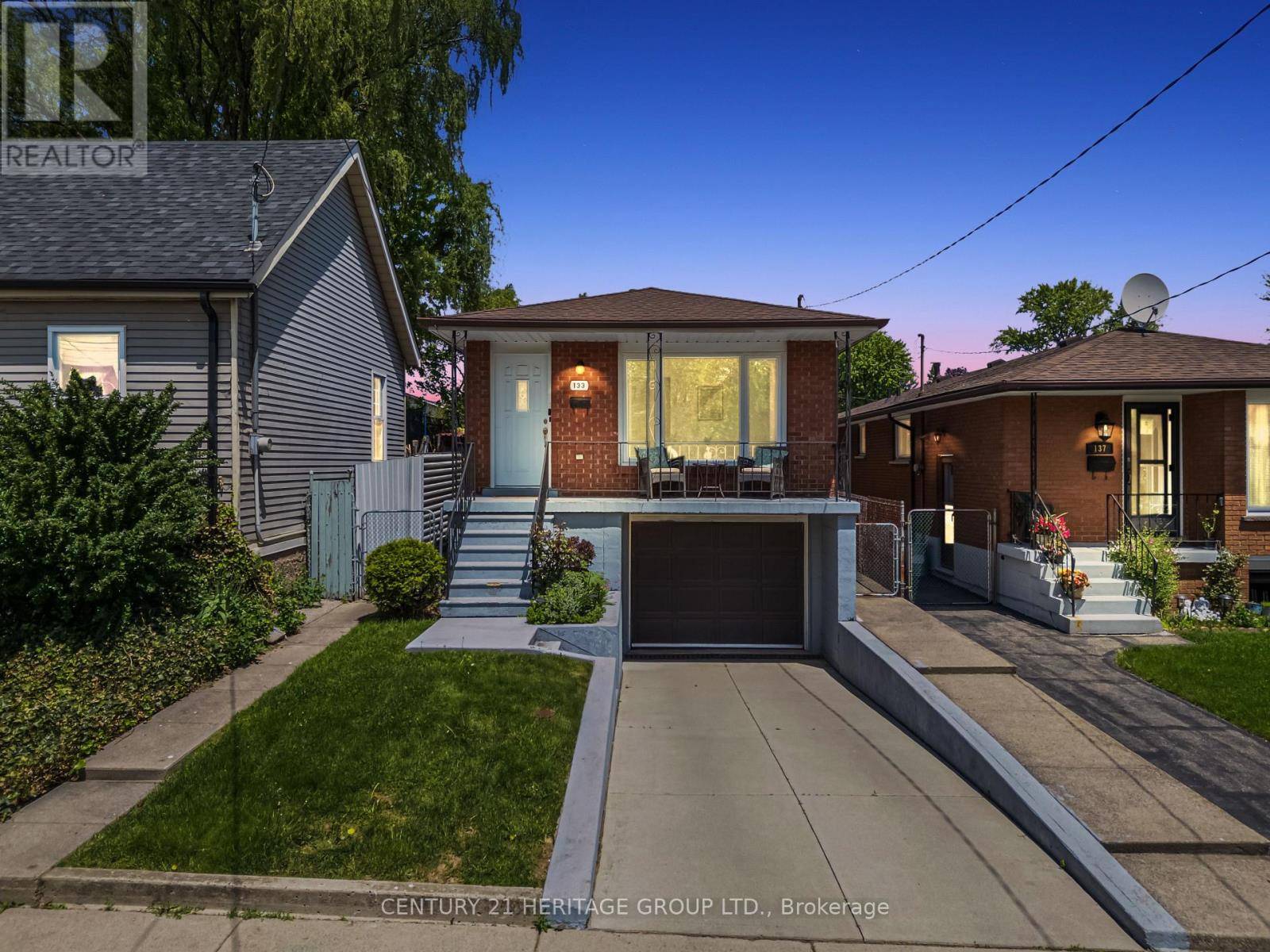 Hamilton (north End), ON L8L3W7,133 PICTON STREET E
