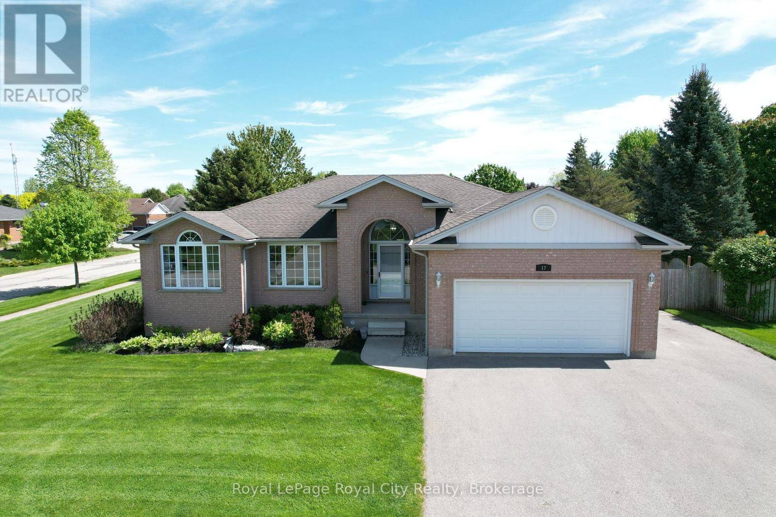 Woolwich, ON N0B2B0,17 ST BONIFACE DRIVE
