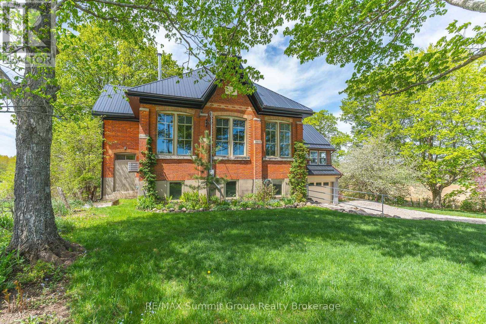 Grey Highlands, ON N4L1W6,136630 GREY ROAD 12