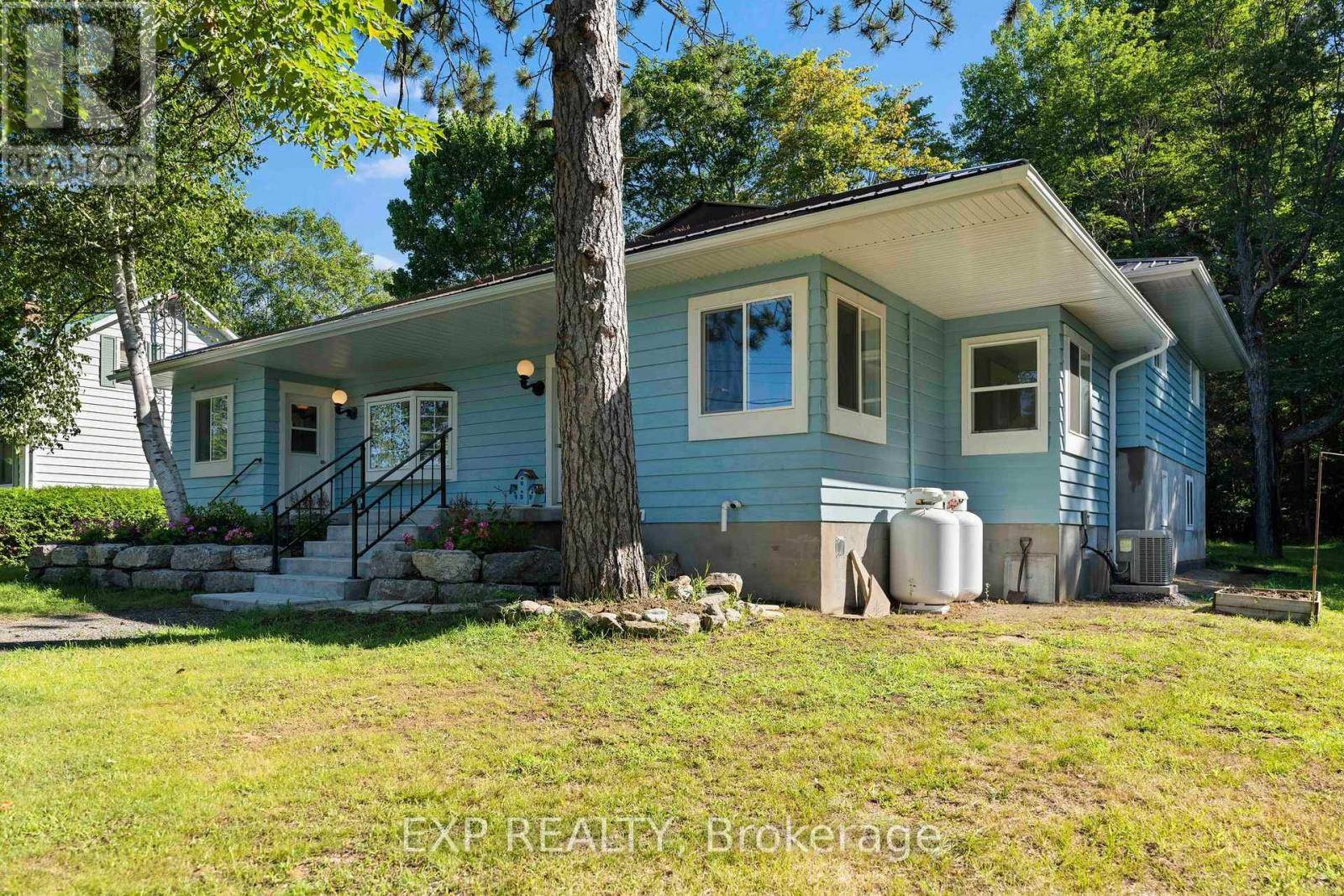 Madawaska Valley, ON K0J1B0,371 JOHN STREET