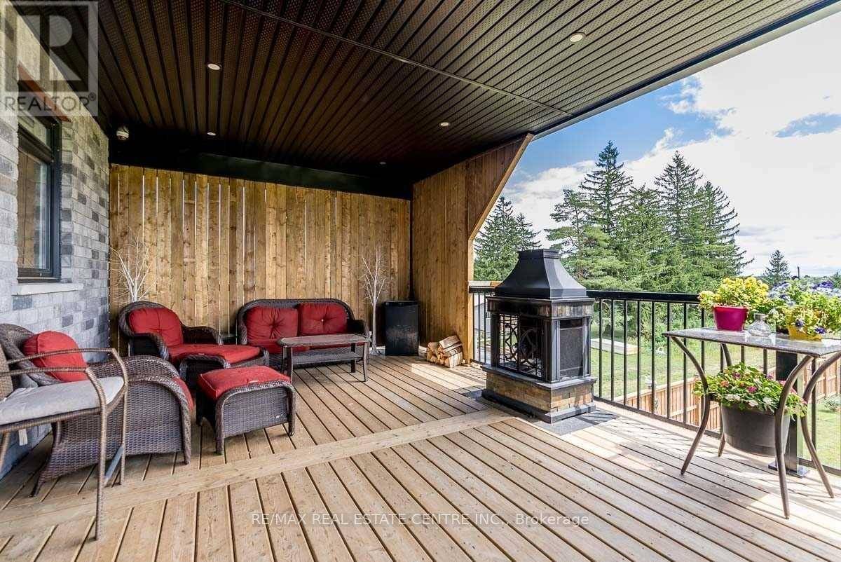 Minto, ON N0G1M0,25 NELSON STREET