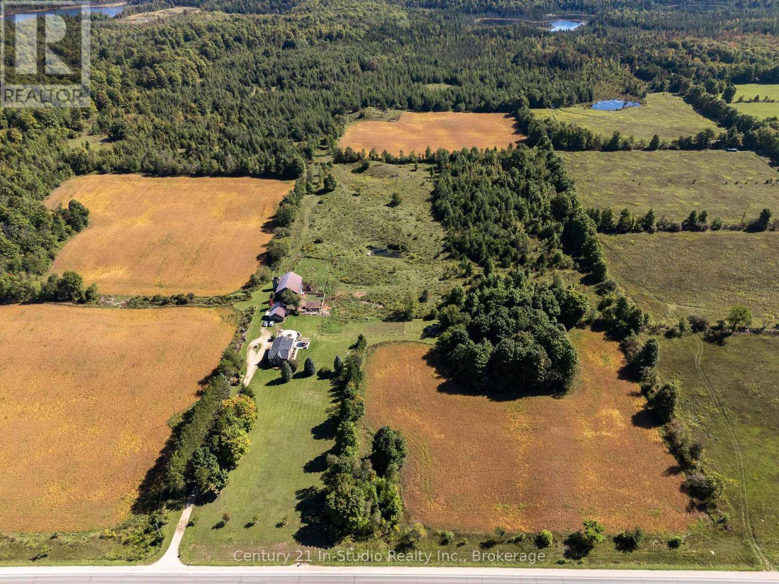 Chatsworth, ON N0H2V0,315421 HIGHWAY 6 HIGHWAY