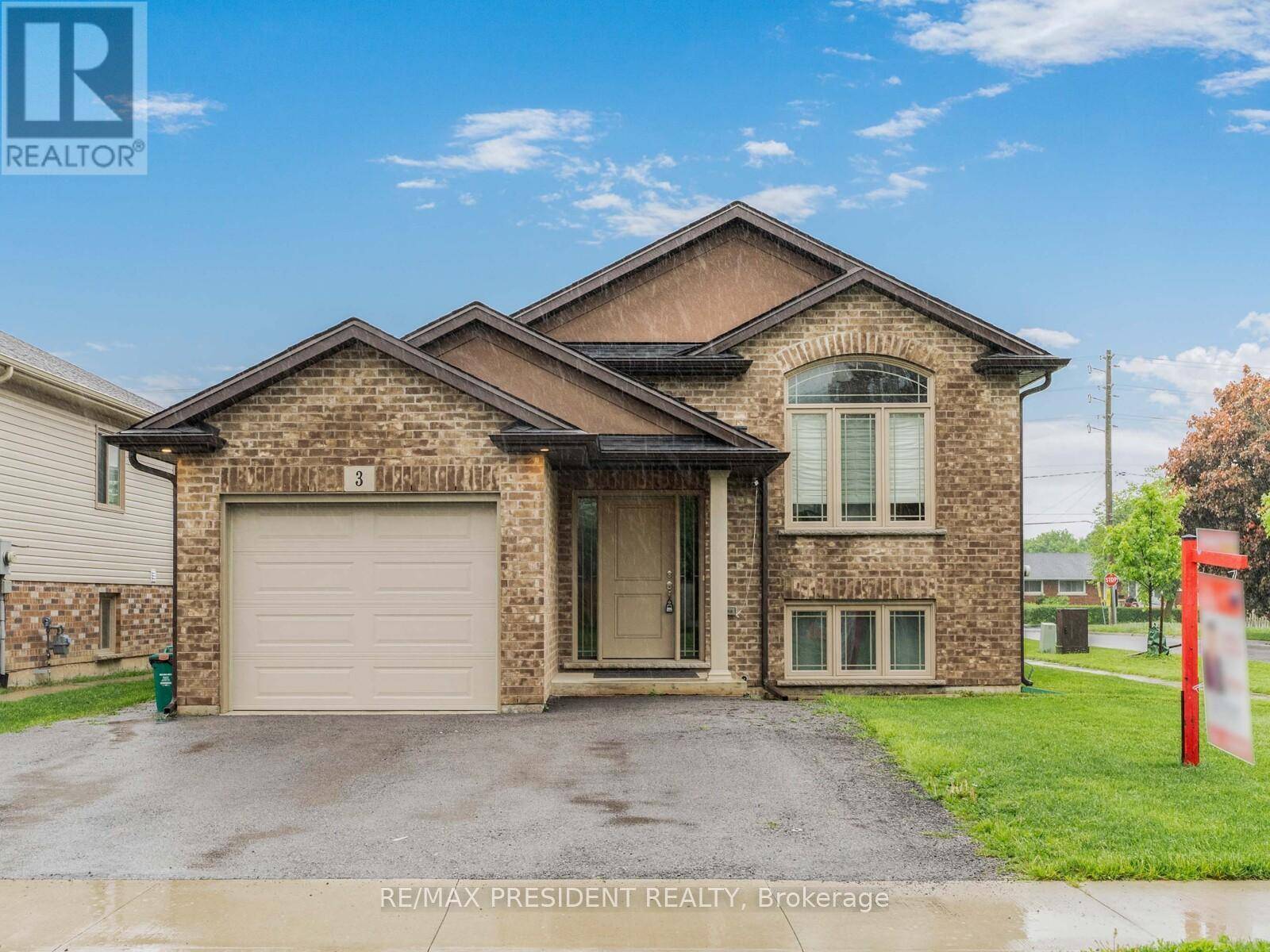St. Catharines (carlton/bunting), ON L2M3Y3,3 BERKSHIRE DRIVE