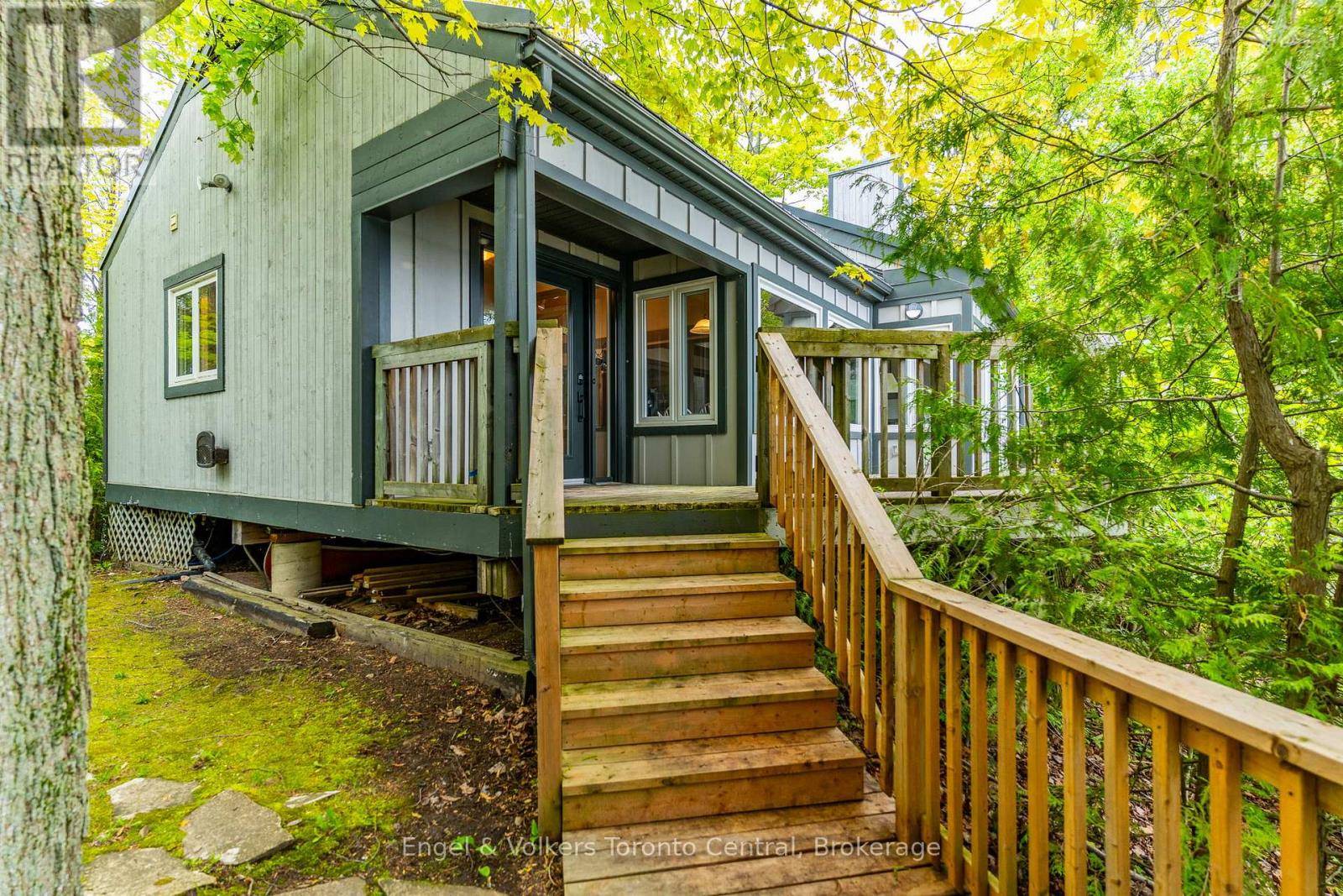 South Bruce Peninsula, ON N0H1H0,14 VICTORIA ISLAND