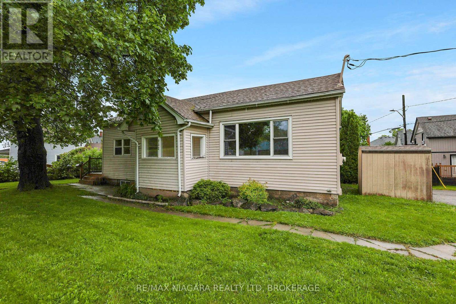 St. Catharines (burleigh Hill), ON L2T1J8,232 MERRITT STREET