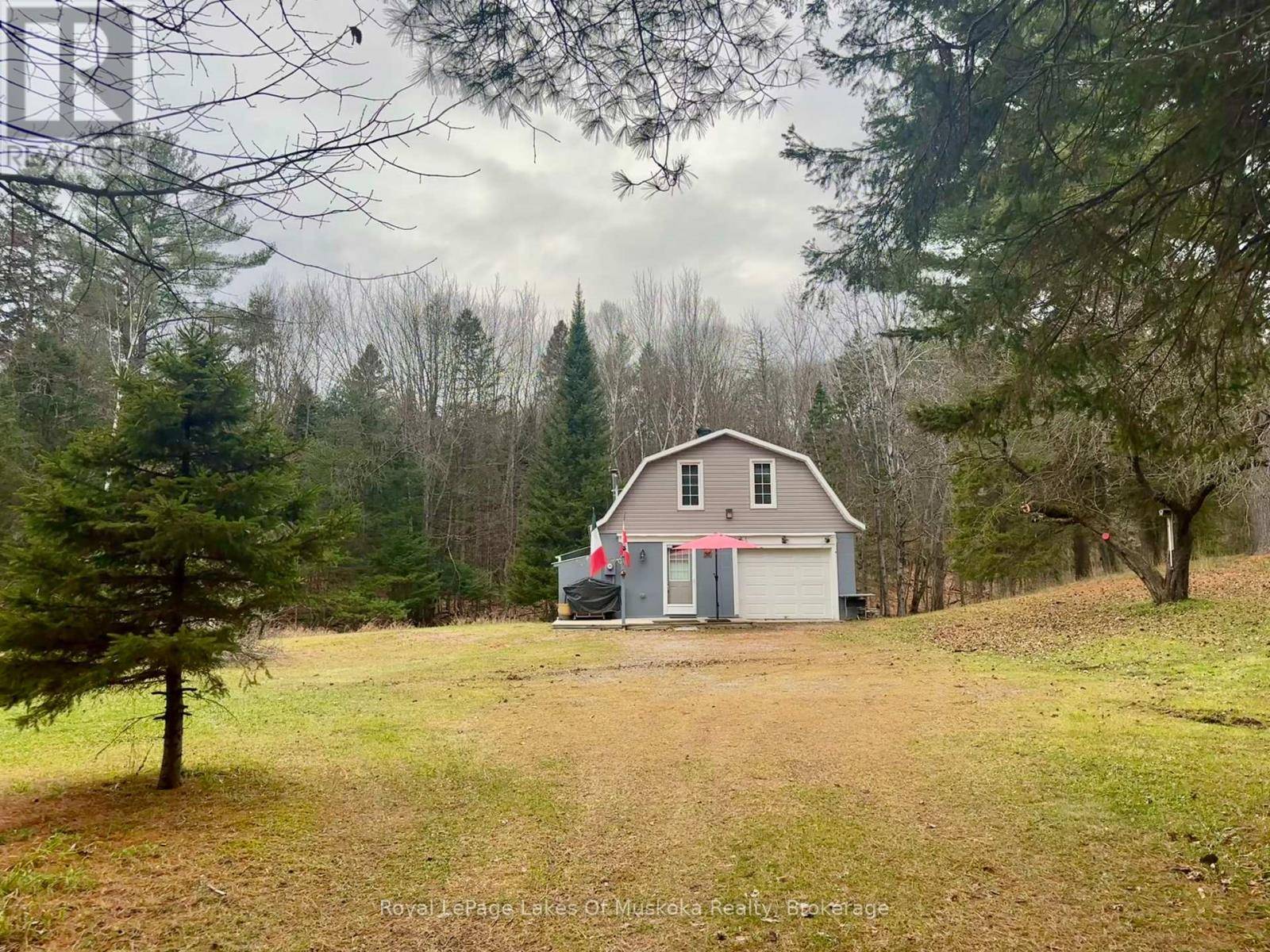 Magnetawan, ON P0A1P0,112 510 HIGHWAY