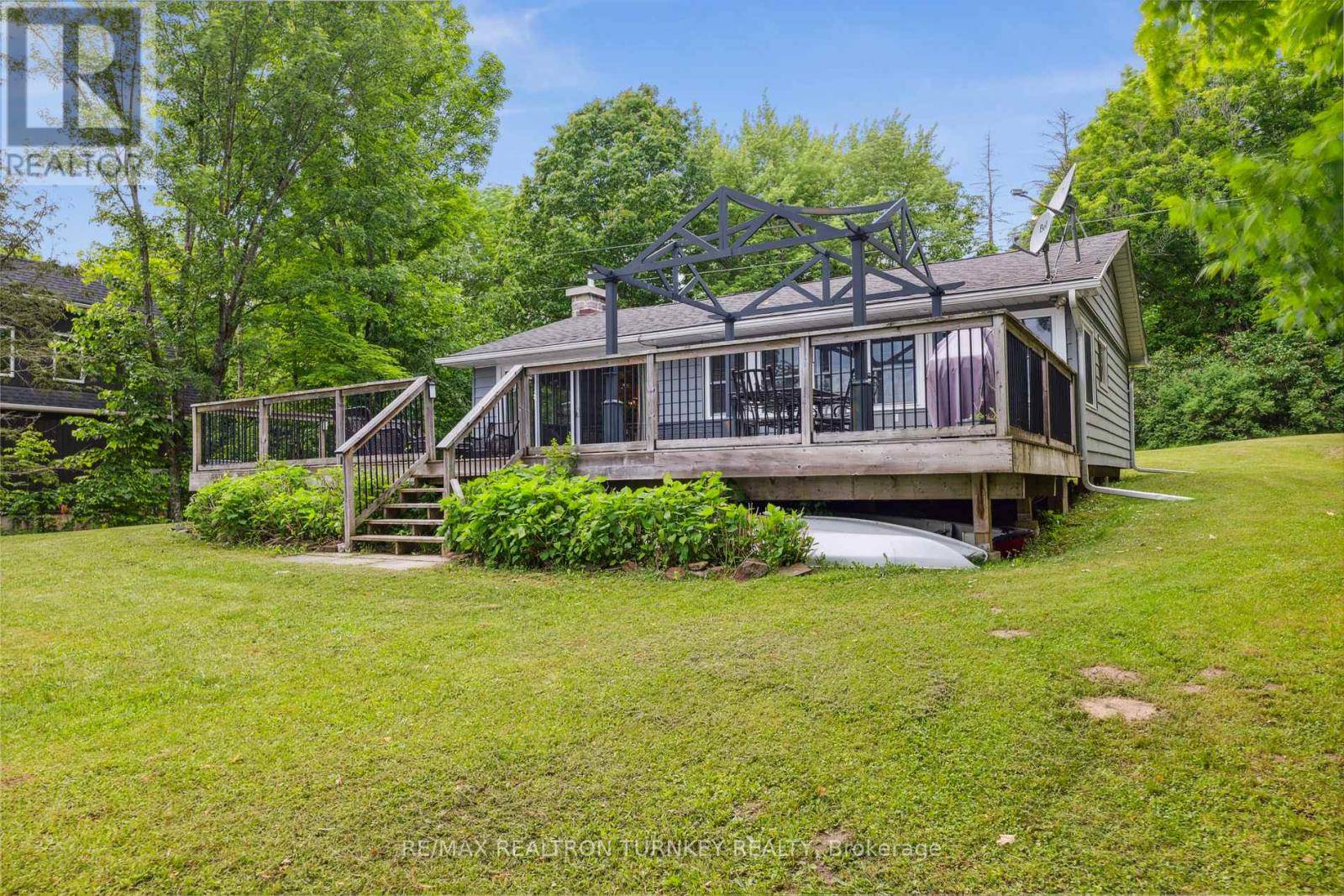 Trent Lakes, ON K0M1A0,310 NORTHERN AVENUE