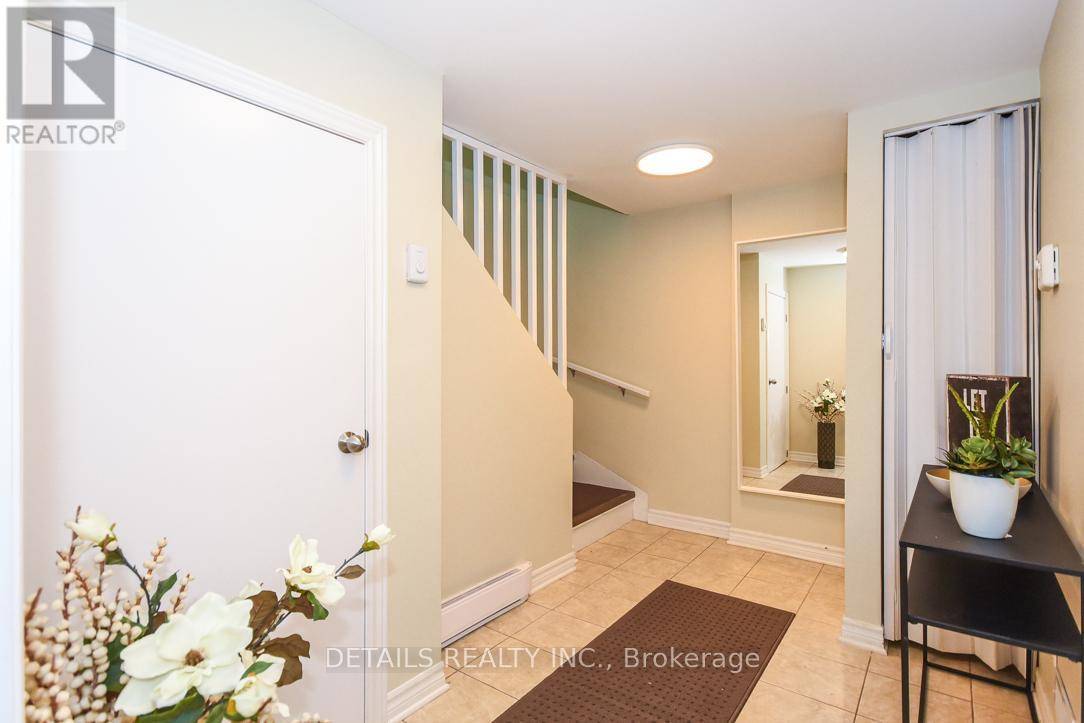 Ottawa, ON K1G2T2,970 SHAMIR AVENUE