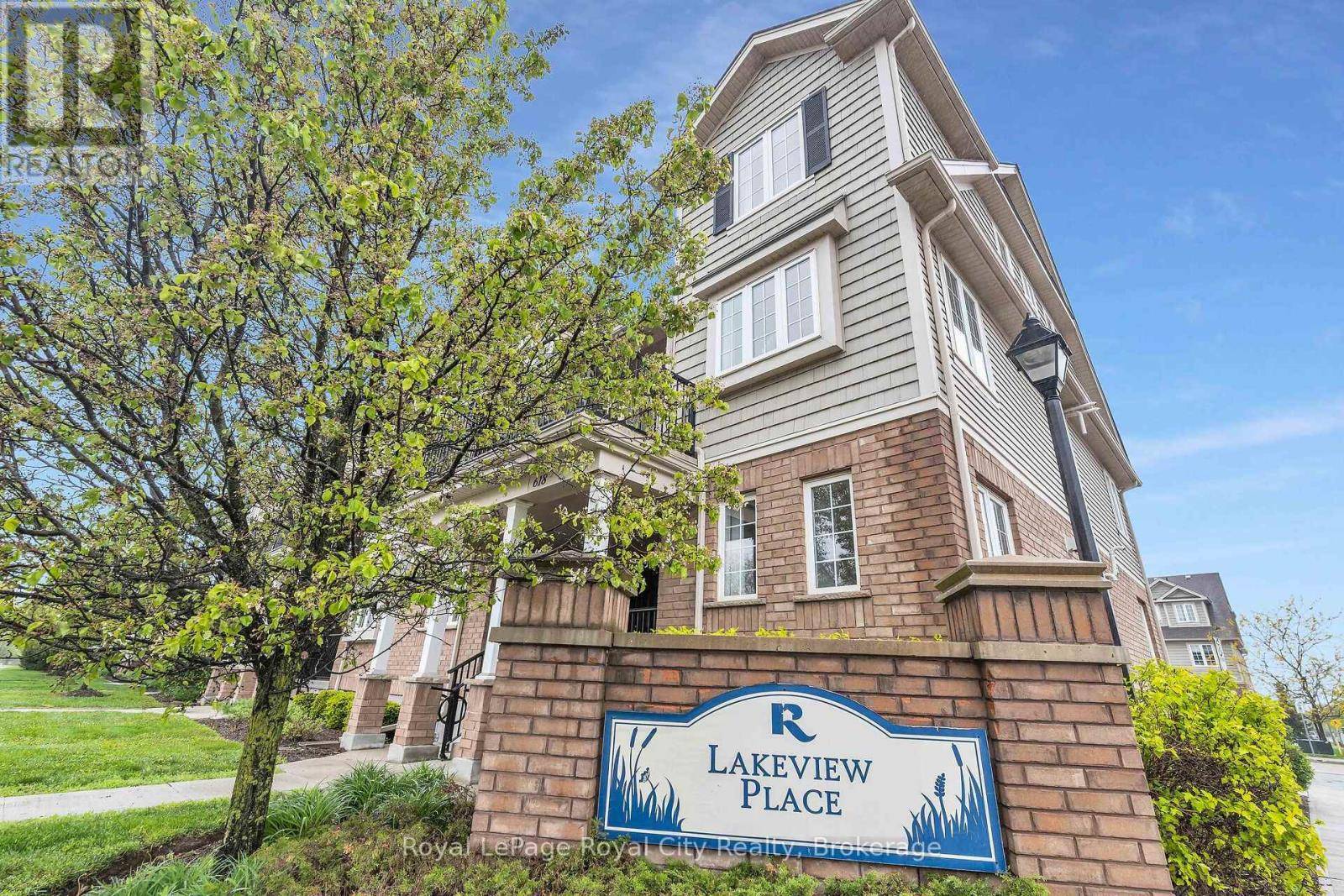 Guelph (victoria North), ON N1E0K4,616 Woodlawn RD East #A