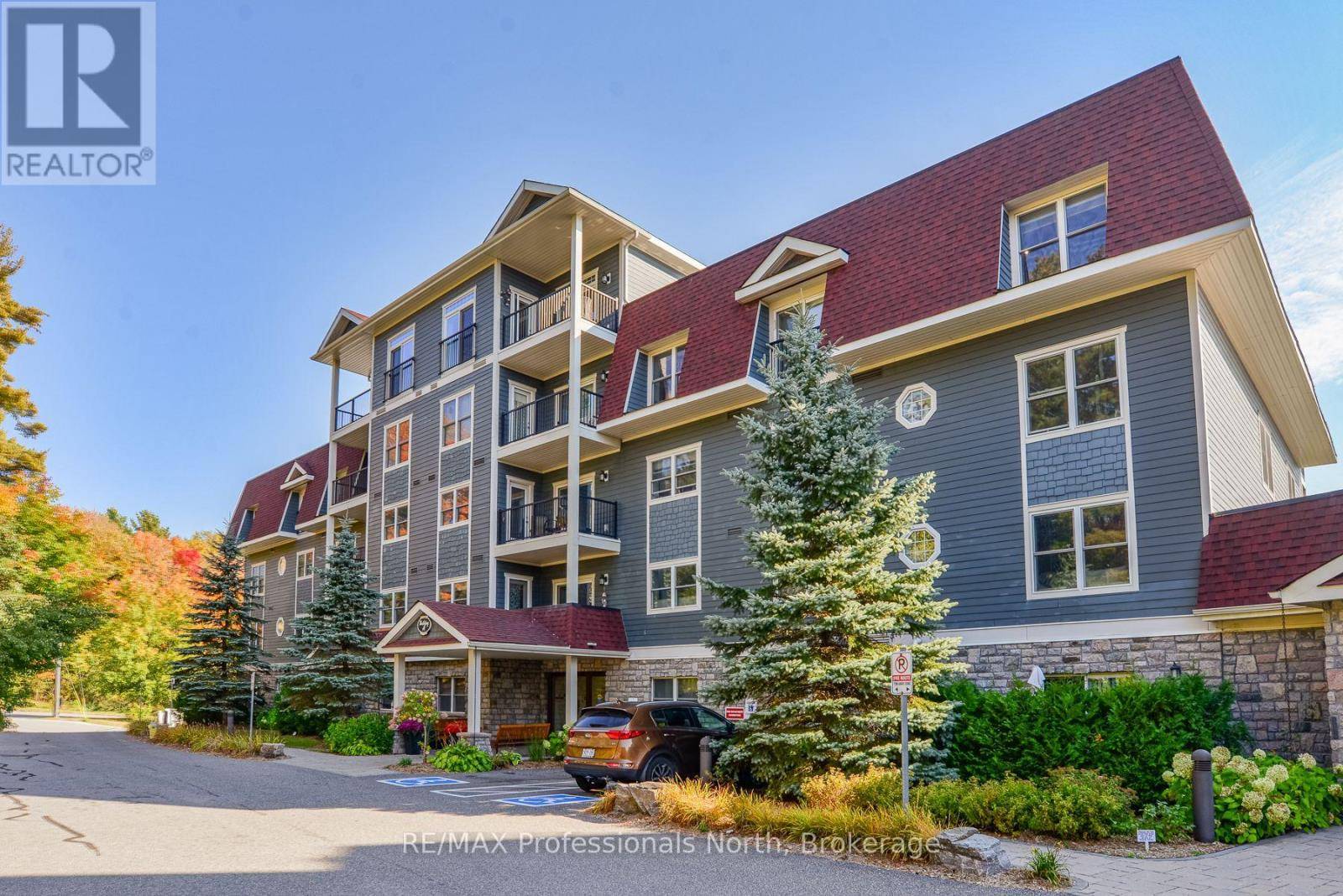 Bracebridge (macaulay), ON P1L0A4,10A Kimberley AVE #304