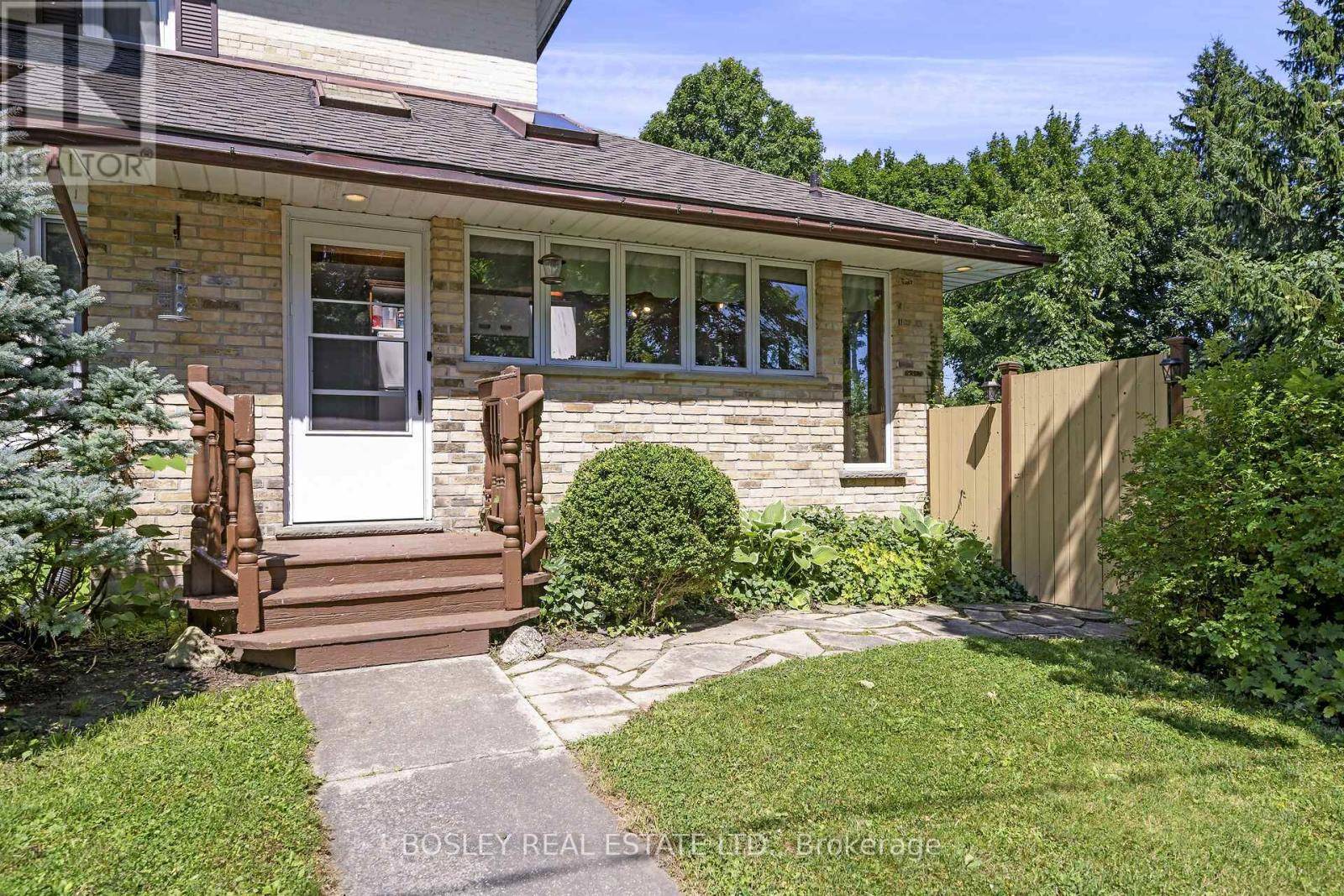 Minto, ON N0G1Z0,135 WEBB STREET