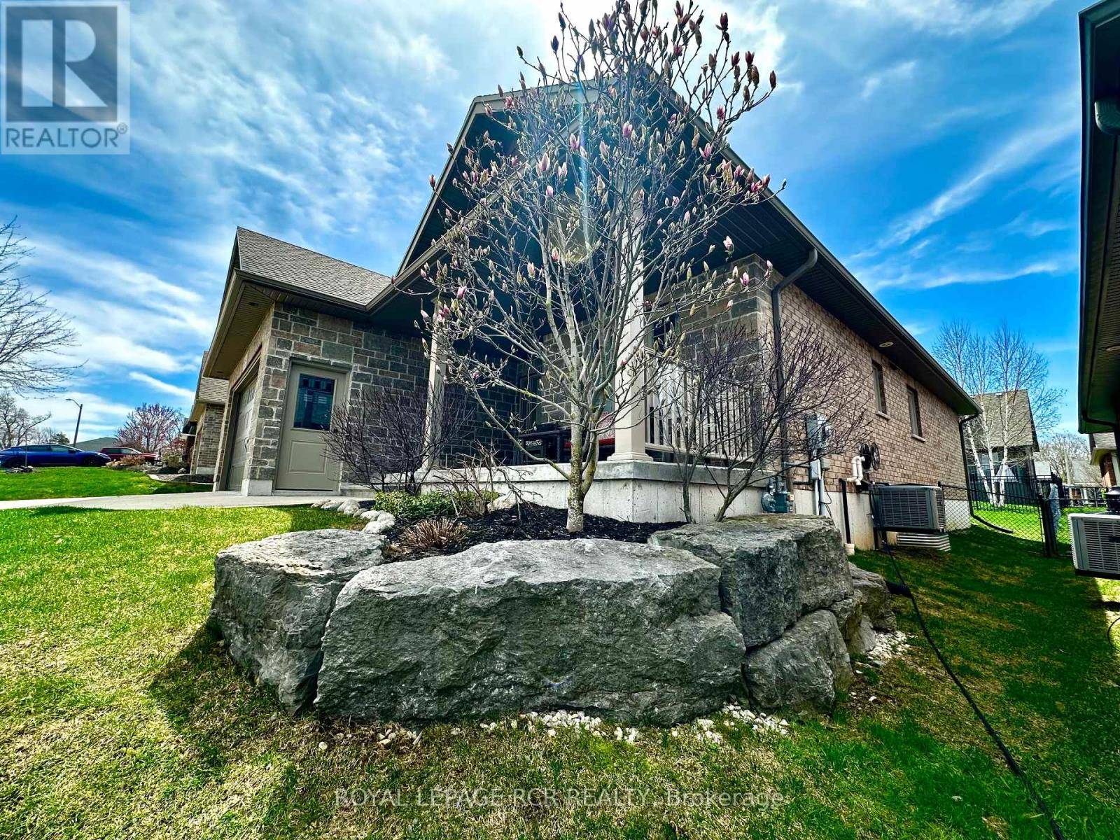 Wellington North (mount Forest), ON N0G2L2,184 RUBY'S CRESCENT E