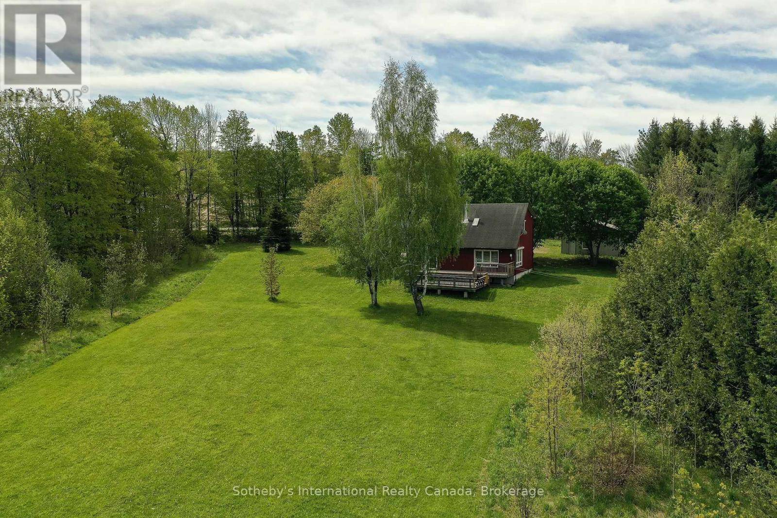 Blue Mountains, ON N0H1J0,608173 12TH SIDE ROAD