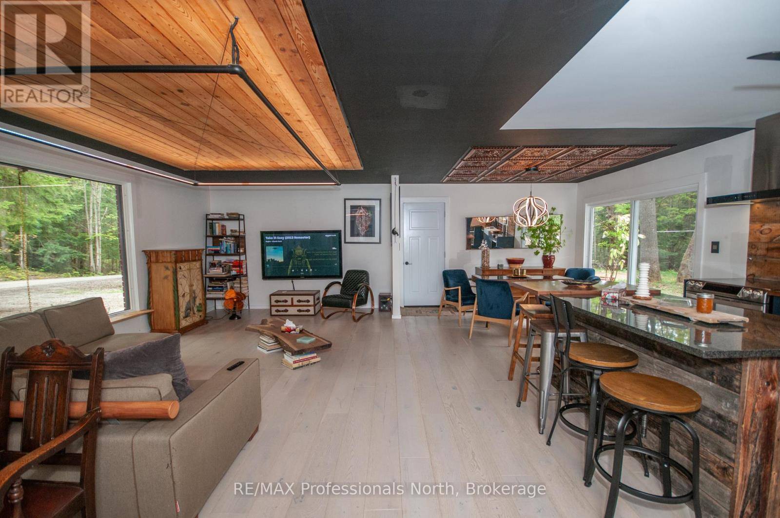 Bracebridge (draper), ON P1L1X1,1460 PETERSON ROAD