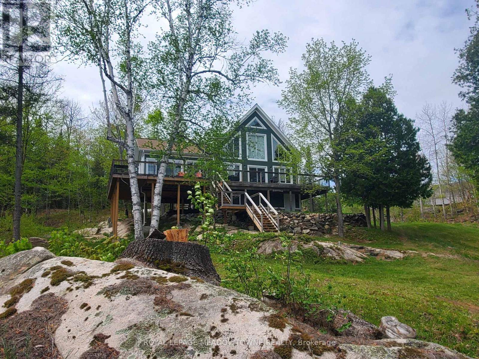Parry Sound Remote Area, ON P0H1A0,86 BOULDER ROAD