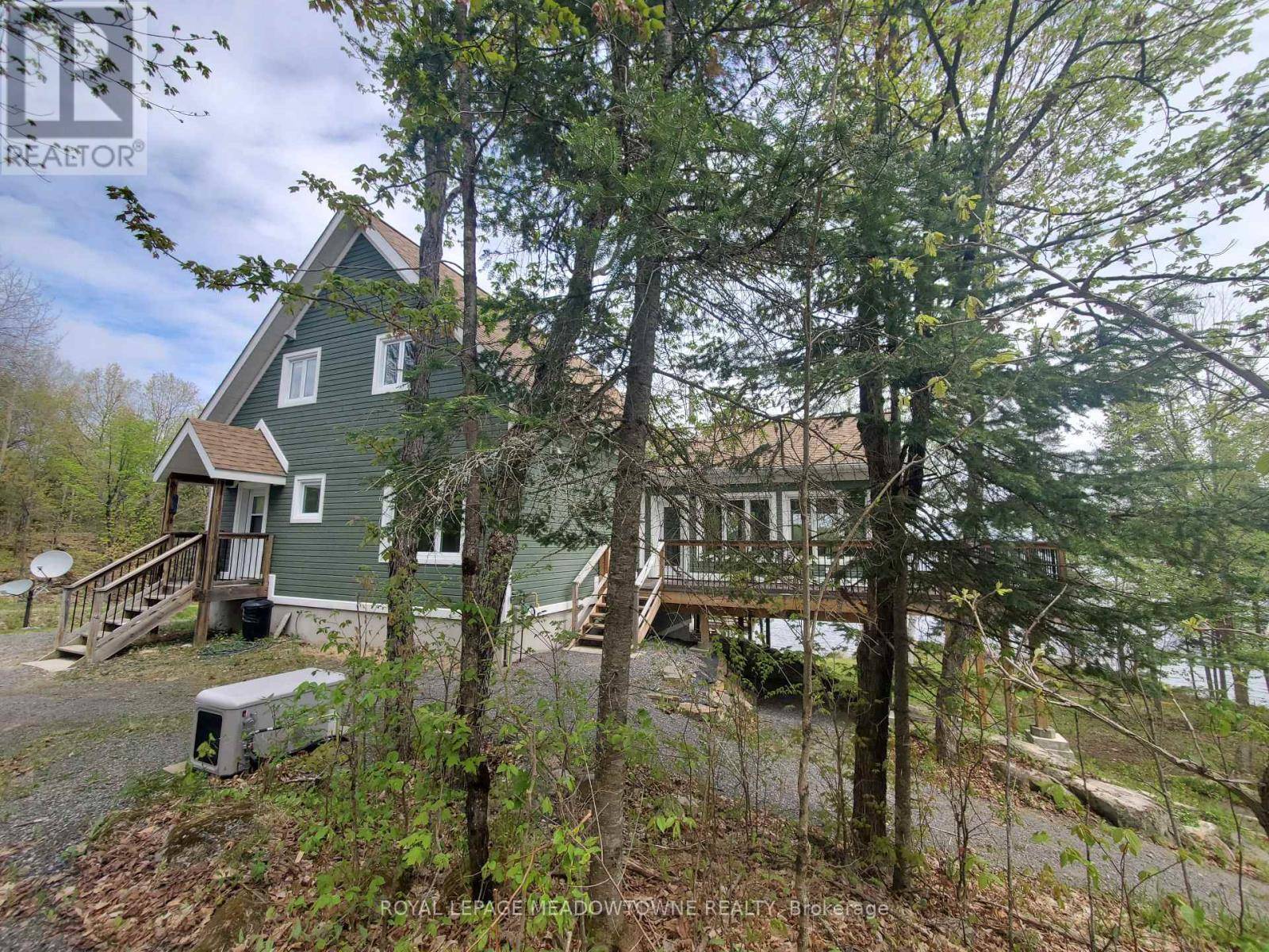 Parry Sound Remote Area, ON P0H1A0,86 BOULDER ROAD
