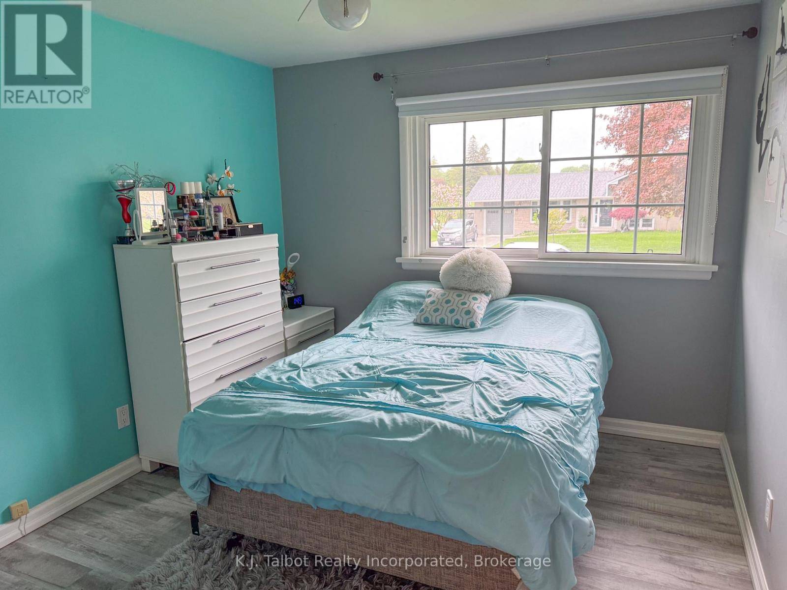 Goderich (goderich Town), ON N7A3P8,250 CATHERINE STREET