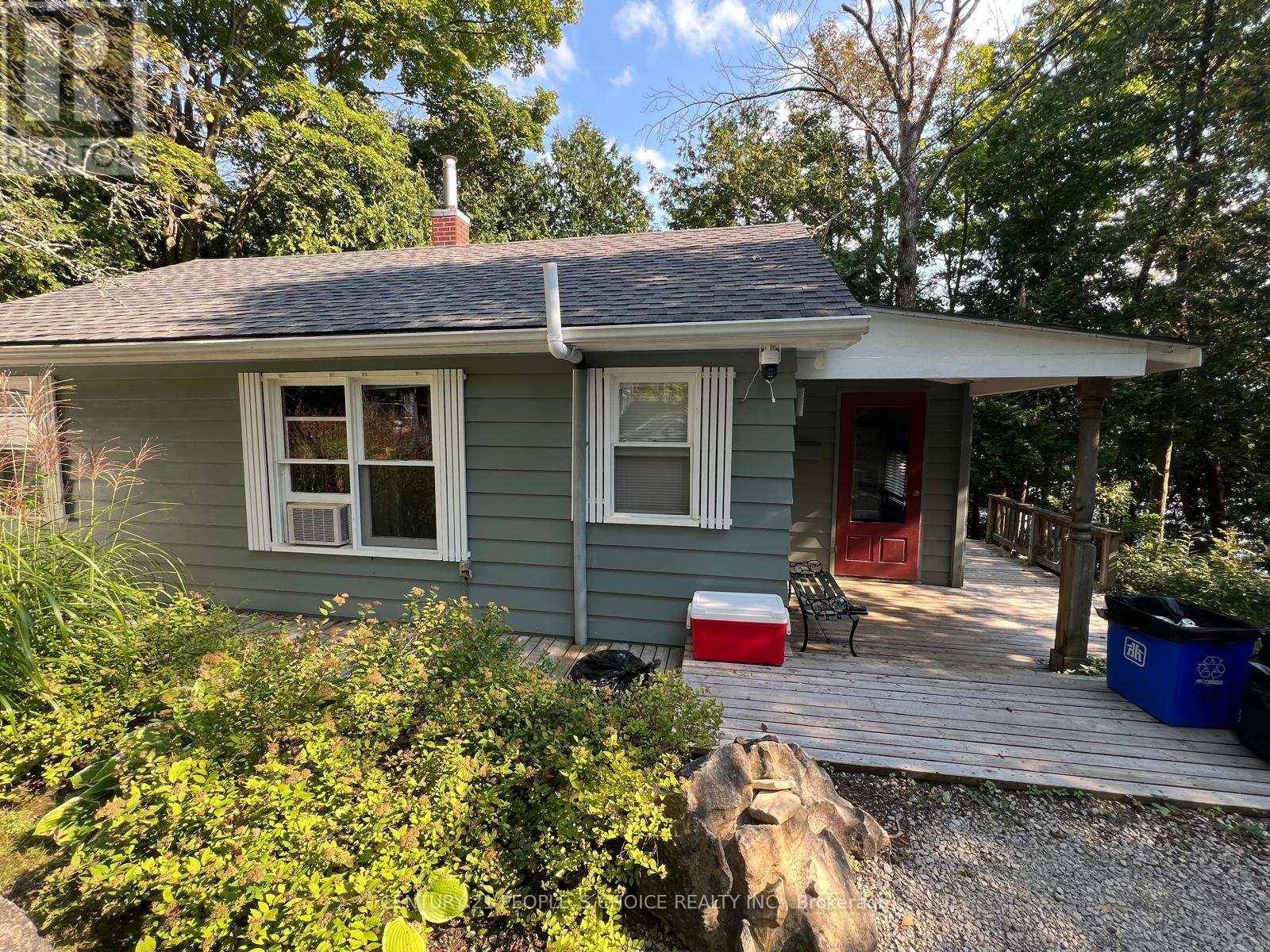 South Bruce Peninsula, ON N0H2T0,606 MALLORY BEACH ROAD N