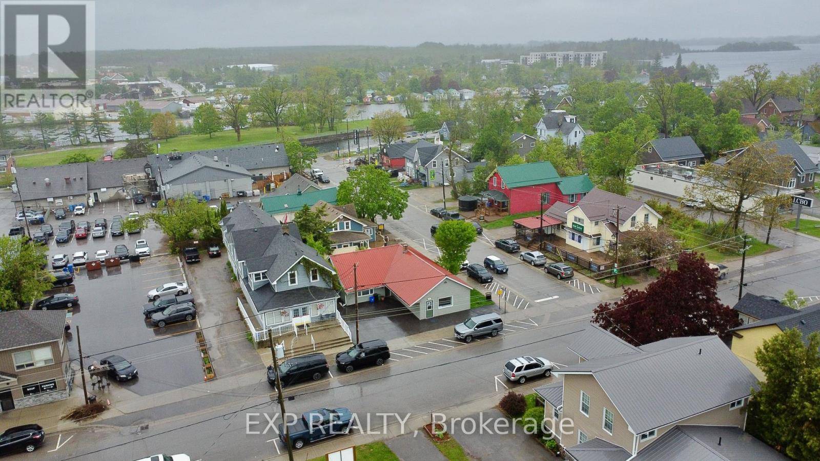Kawartha Lakes (fenelon Falls), ON K0M1N0,13 FRANCIS STREET W