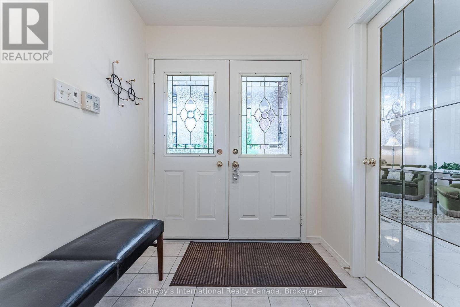 Hamilton (meadowlands), ON L9K1H8,141 SPRINGFIELD BOULEVARD