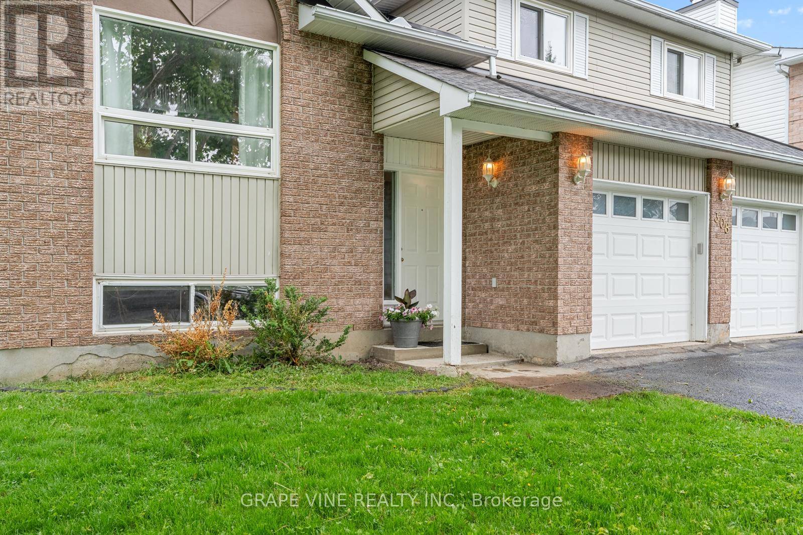 Clarence-rockland, ON K4K1N8,308 BONAVISTA STREET