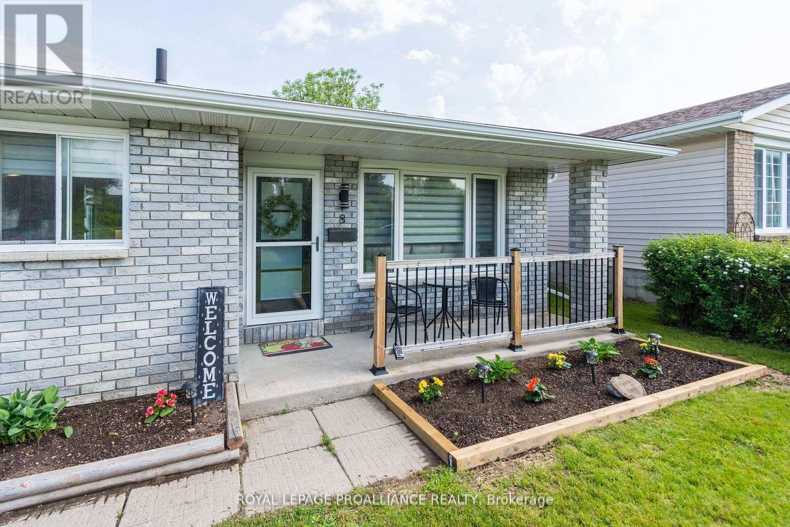 Quinte West (trenton Ward), ON K8V6J1,8 BIRCH STREET